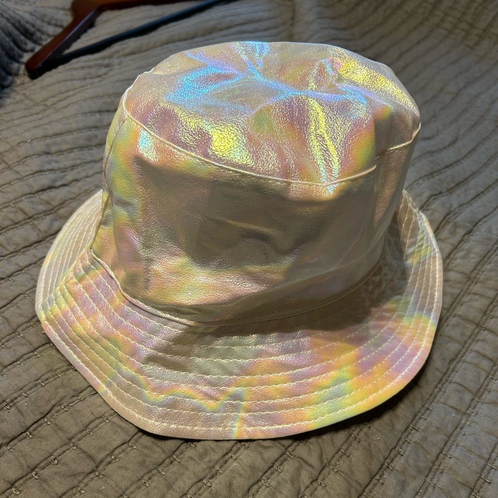 Iridescent Bucket Hat by Essie